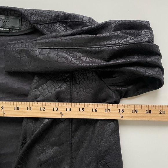 BLANKNYC Black Faux Leather Croc Skin Open Front Waterfall Jacket Size XS - Picture 8 of 9